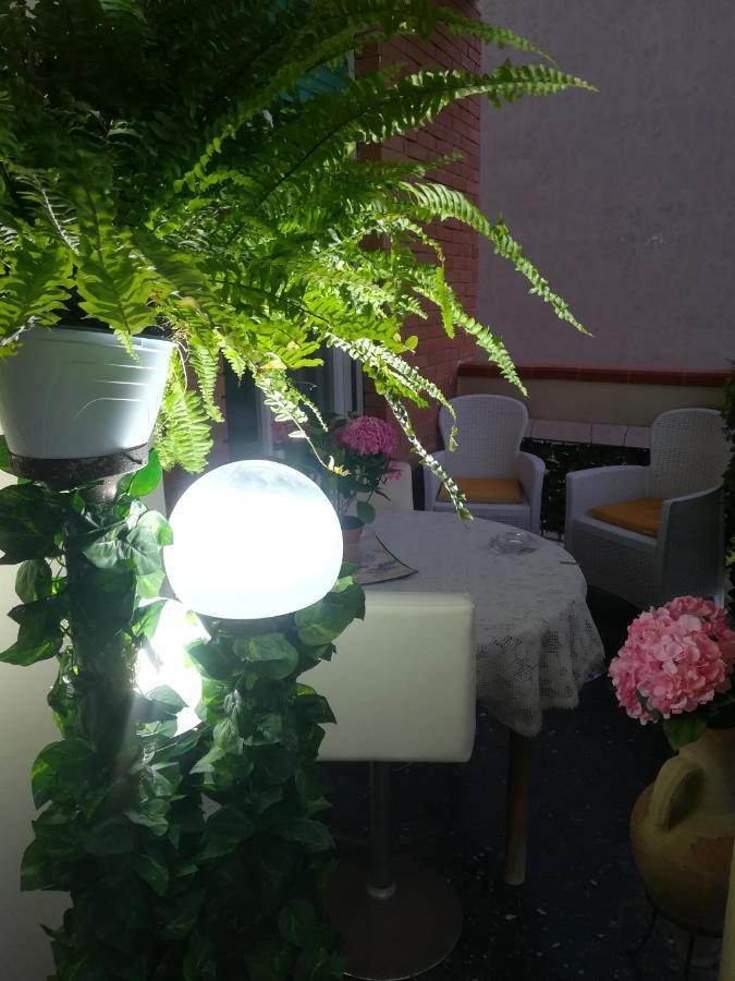 오리스타노 Domus Aurea B&B 외부 사진